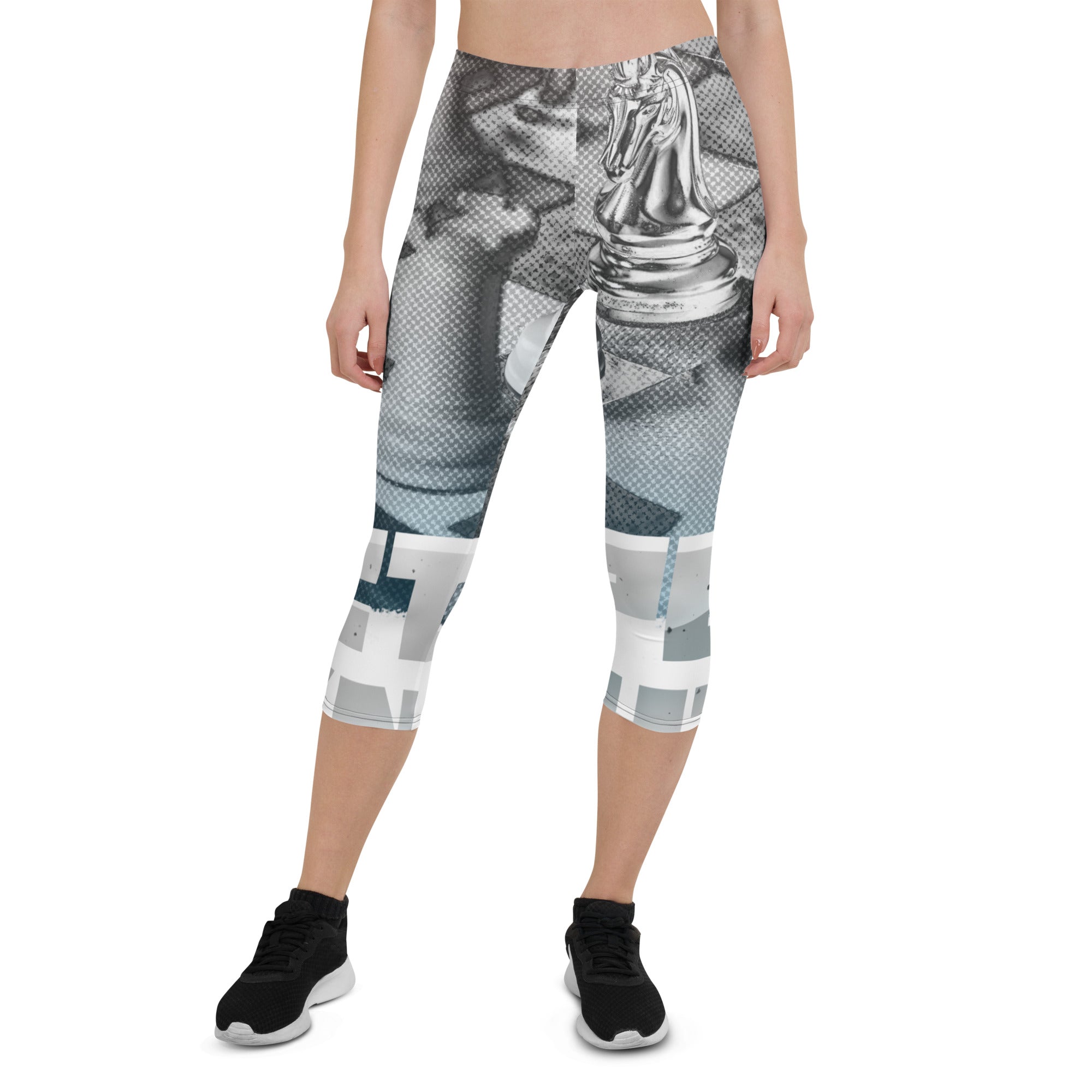 Abstract Octopus - Capri Leggings