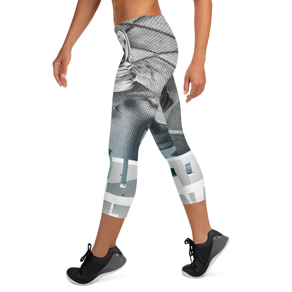 Abstract Octopus - Capri Leggings