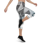 Abstract Octopus - Capri Leggings