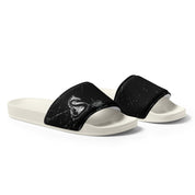 Infinite Variations - Abstract Knight - Men’s slides