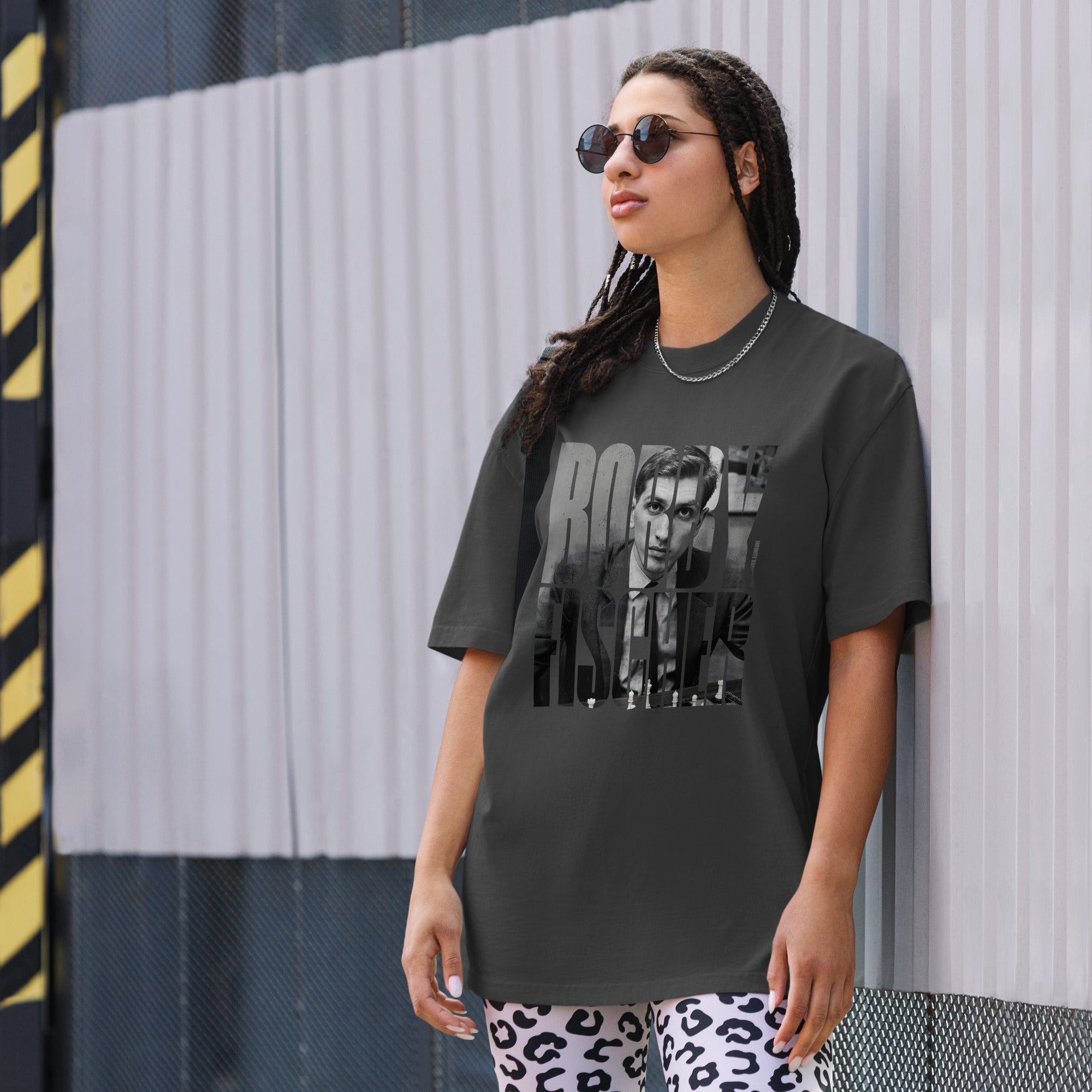 Bobby Fischer Champion's Mindset - Oversized faded t-shirt